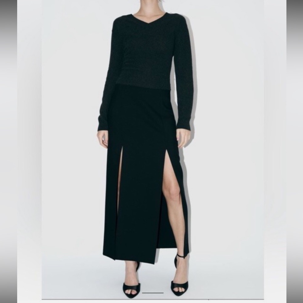 NWT Zara Wool Slit Skirt ZW Collection
Black Size XS